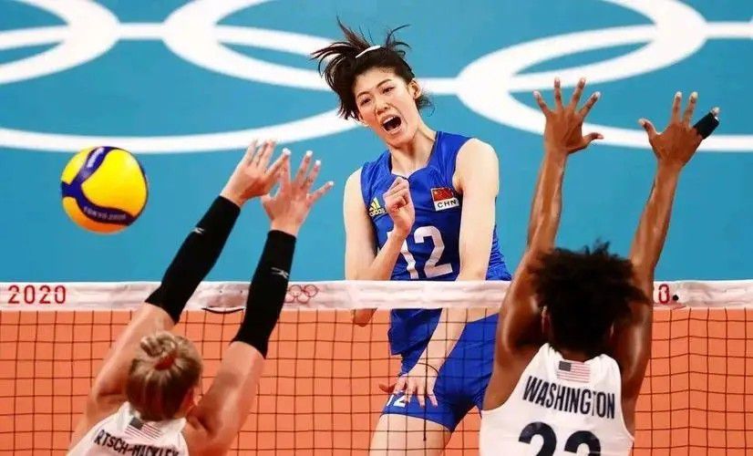 无论马奎尔本赛季表现有多么出色，他都不能保证下赛季仍然担任球队的首发中卫。